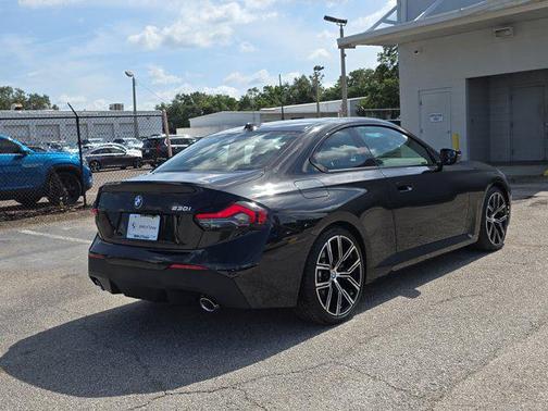 2024 BMW 230 i