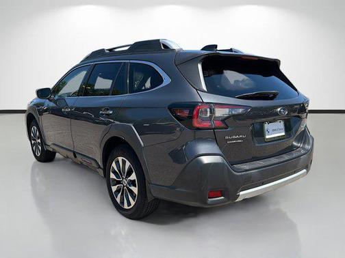 Magnetite Gray Metallic 2024 Subaru Outback Touring