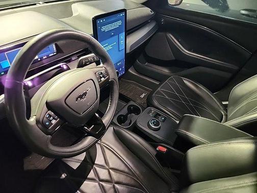 2021 Ford Mustang Mach-E Select