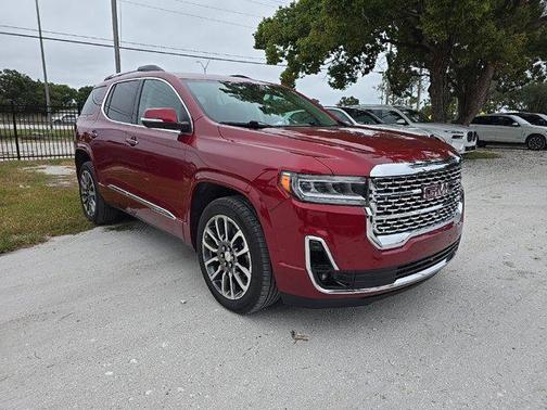 2020 GMC Acadia Denali