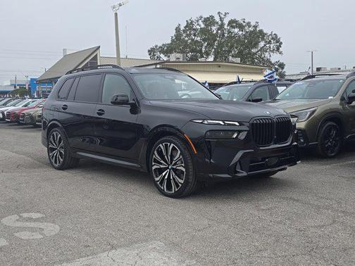 2025 BMW X7 xDrive40i