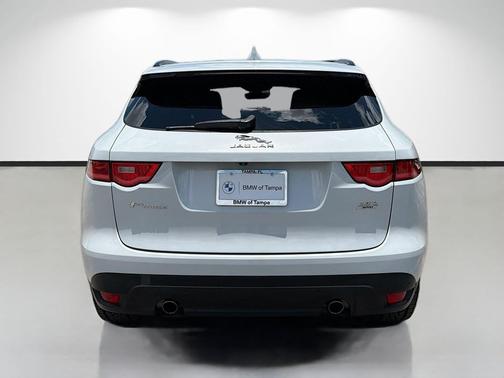 Yulong White Metallic 2019 Jaguar F-PACE 25t Premium