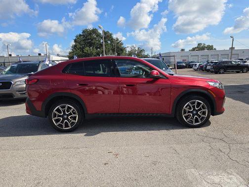 2025 BMW X2 xDrive28i