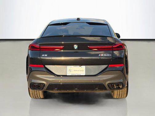 2026 BMW X6 M60i