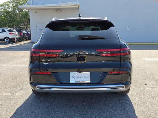 2023 Genesis Electrified GV70 Advanced AWD