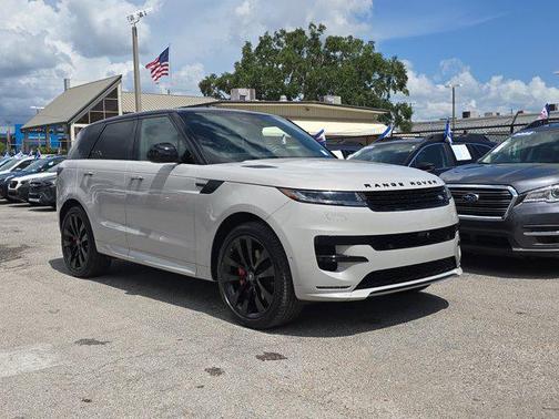2024 Land Rover Range Rover Sport SE
