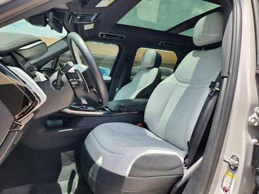 2024 Land Rover Range Rover Sport SE