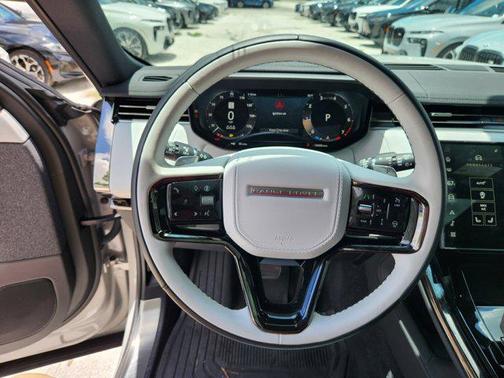 2024 Land Rover Range Rover Sport SE