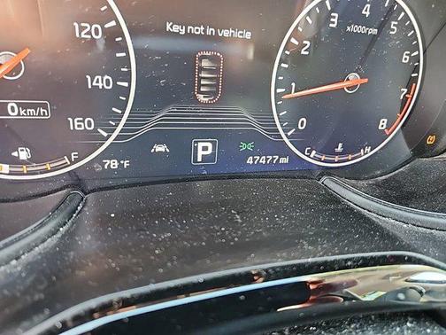 2017 Kia K900 Luxury 5.0L