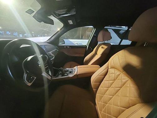 Phytonic Blue Metallic 2023 BMW X5 xDrive40i