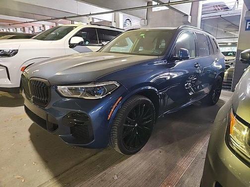 Phytonic Blue Metallic 2023 BMW X5 xDrive40i