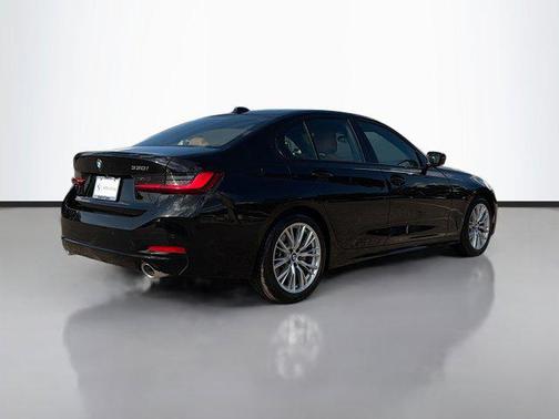 2023 BMW 330 i