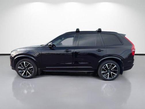 2023 Volvo XC90 Recharge Plug-In Hybrid T8 Plus Dark Theme 7-Seater