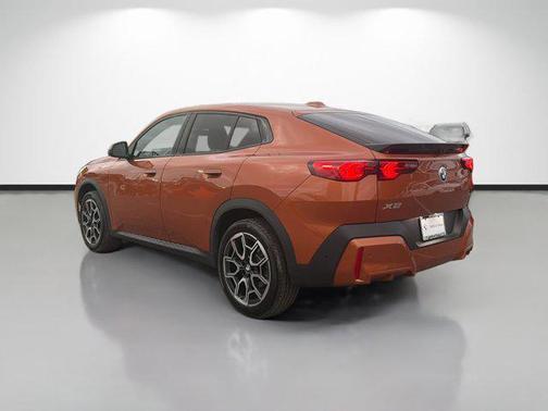 2025 BMW X2 xDrive28i