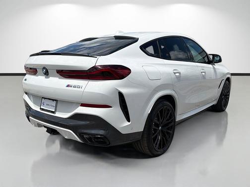Alpine White 2027 BMW X6 M60i