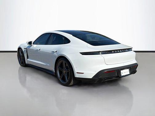 2022 Porsche Taycan Turbo S