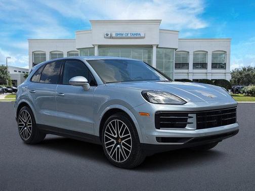 2024 Porsche Cayenne Base