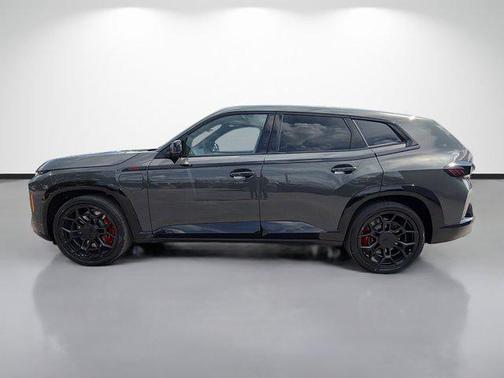 Dravit Grey Metallic 2026 BMW XM Label