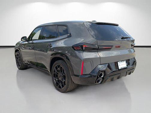 Dravit Grey Metallic 2026 BMW XM Label
