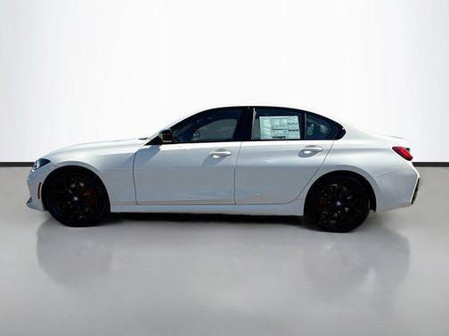 2026 BMW 330 i