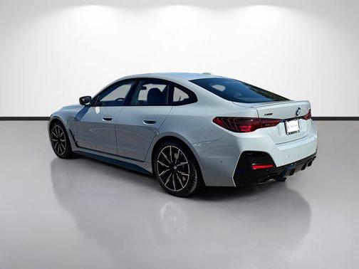 2025 BMW M440 i xDrive