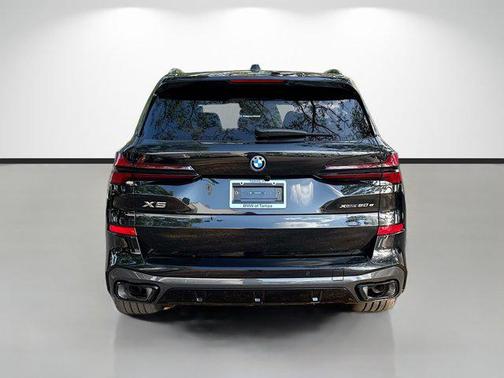 Black Sapphire Metallic 2026 BMW X5 PHEV xDrive50e