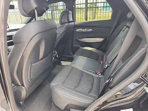 2023 Genesis GV70 2.5T AWD