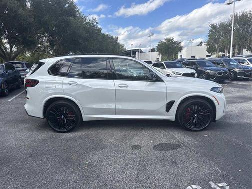 2026 BMW X5 M60i