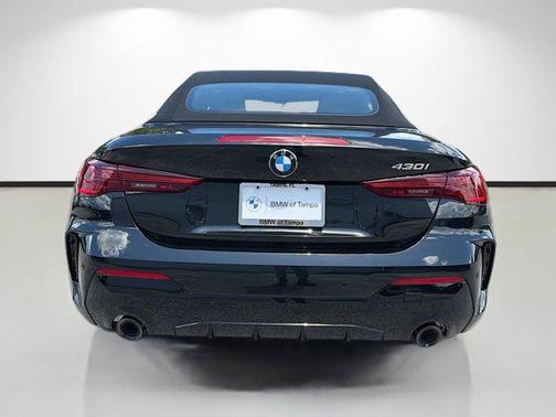 Black Sapphire Metallic 2027 BMW 430 i
