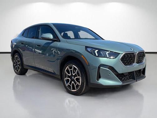 2025 BMW X2 xDrive28i