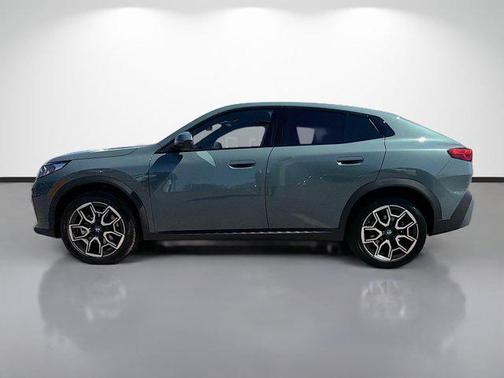 2025 BMW X2 xDrive28i