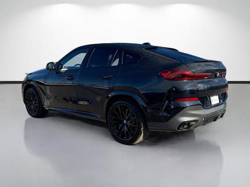 2026 BMW X6 M60i