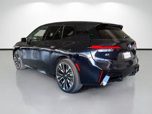 2026 BMW iX xDrive60