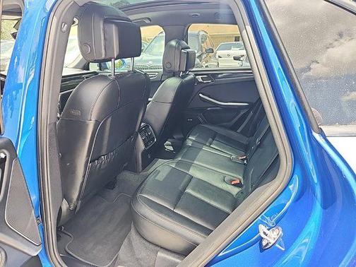 2018 Porsche Macan Base