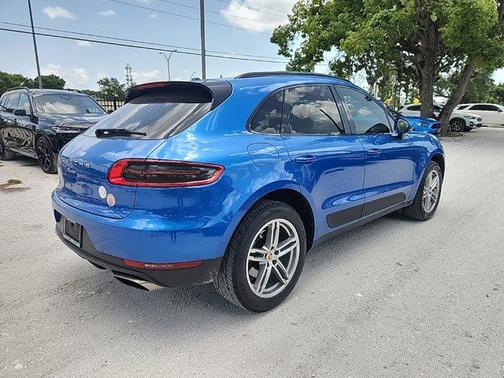 2018 Porsche Macan Base