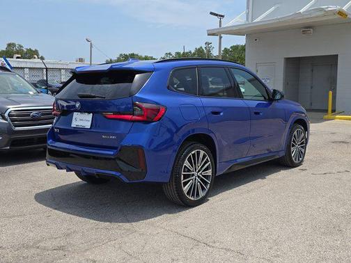 2025 BMW X1 xDrive28i