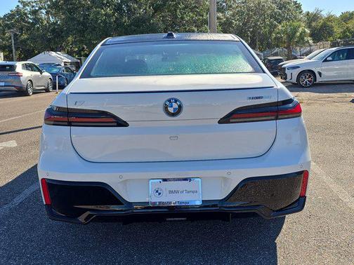 2026 BMW i7 eDrive50