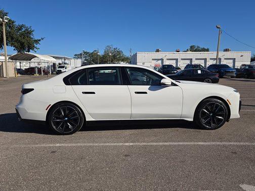 2026 BMW i7 eDrive50