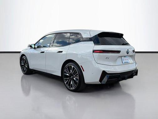 2026 BMW iX xDrive45