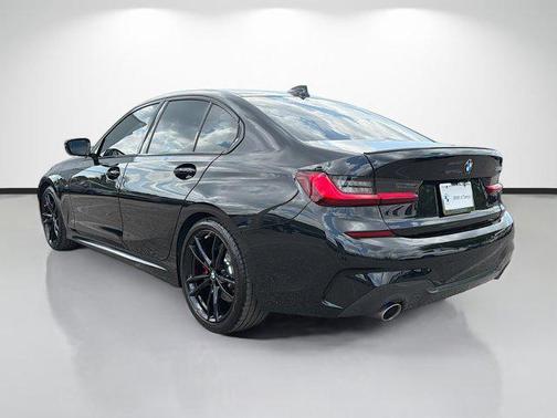 Black Sapphire Metallic 2022 BMW 330 330i