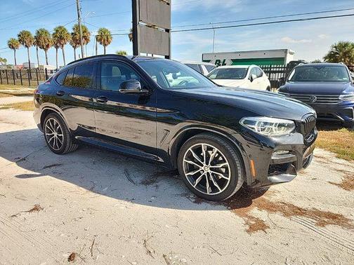 2021 BMW X4 xDrive30i