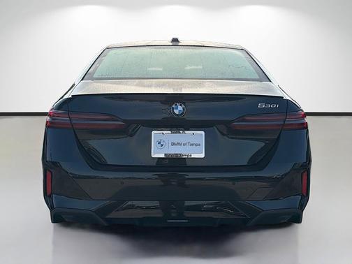 Black Sapphire Metallic 2027 BMW 530 i