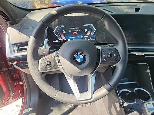 2025 BMW X2 xDrive28i