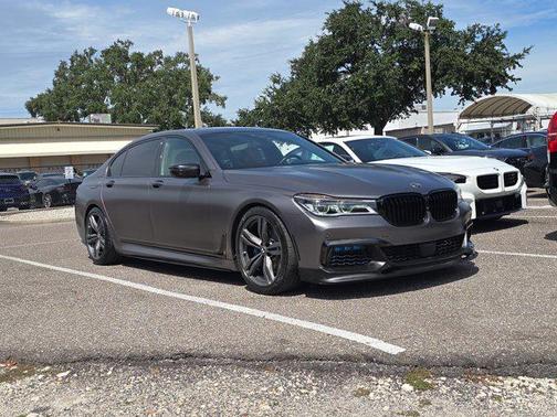 2018 BMW 750 I