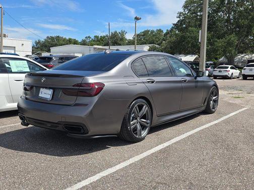 2018 BMW 750 I