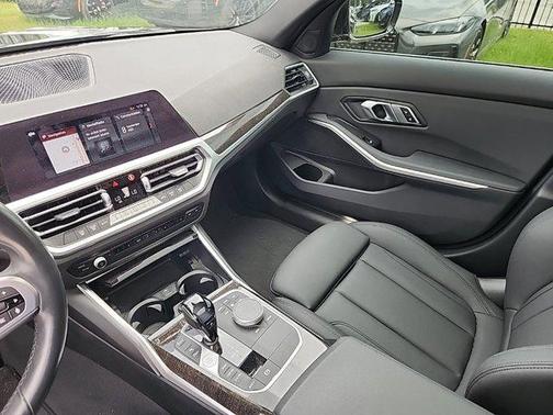 2020 BMW 330 330i