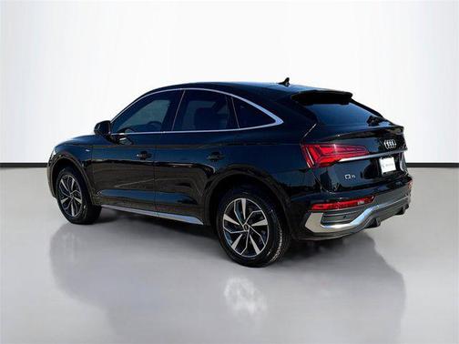 2022 Audi Q5 45 S line Premium Plus