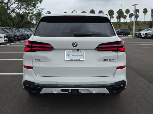 2026 BMW X5 M60i