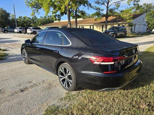 2020 Volkswagen Passat 2.0T SE