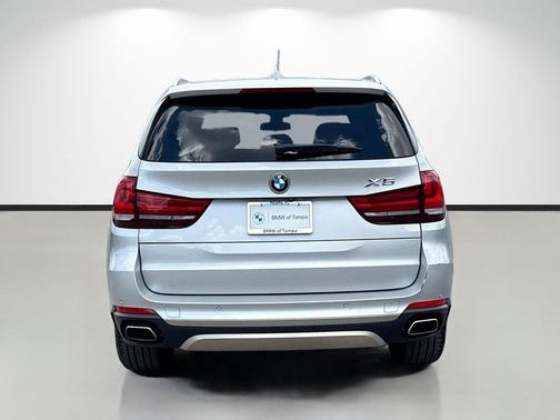 Glacier Silver Metallic 2018 BMW X5 xDrive35i